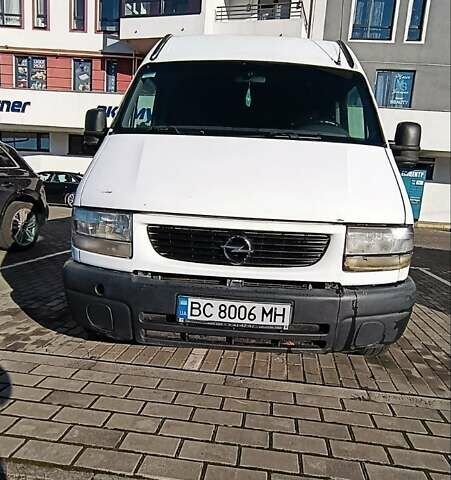 Белый Опель Movano, объемом двигателя 2.8 л и пробегом 500 тыс. км за 3200 $, фото 2 на Automoto.ua