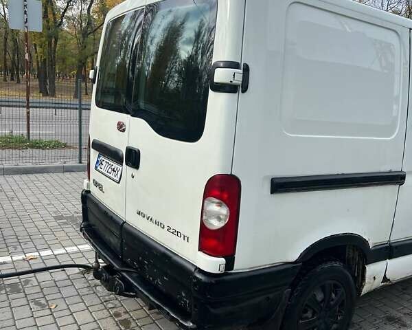 Белый Опель Movano, объемом двигателя 2.19 л и пробегом 400 тыс. км за 4200 $, фото 9 на Automoto.ua
