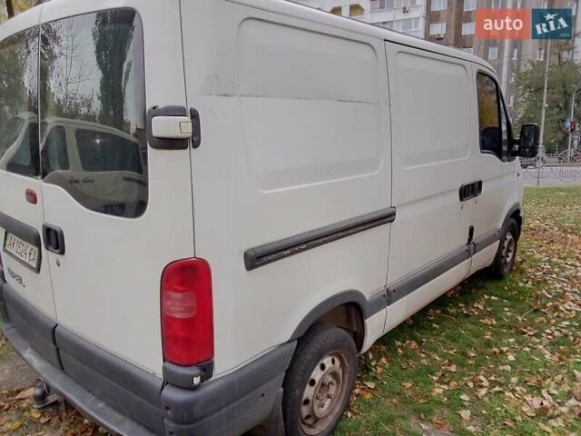 Белый Опель Movano, объемом двигателя 2.5 л и пробегом 238 тыс. км за 5200 $, фото 6 на Automoto.ua