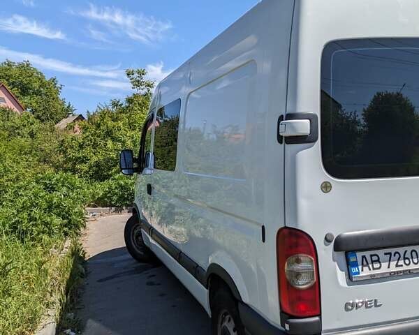 Білий Опель Movano, об'ємом двигуна 2.46 л та пробігом 373 тис. км за 8500 $, фото 4 на Automoto.ua