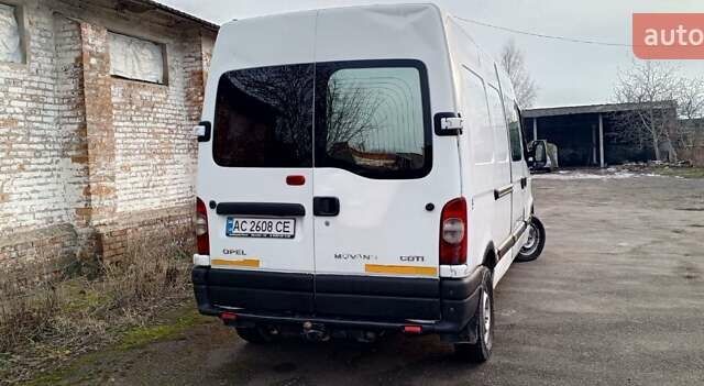 Белый Опель Movano, объемом двигателя 2.5 л и пробегом 600 тыс. км за 5900 $, фото 7 на Automoto.ua
