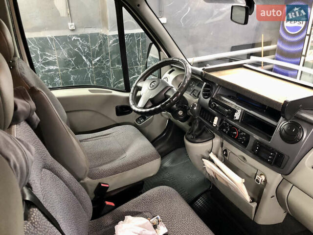 Білий Опель Movano, об'ємом двигуна 2.45 л та пробігом 497 тис. км за 6800 $, фото 8 на Automoto.ua