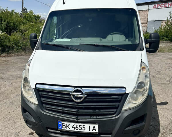 Білий Опель Movano, об'ємом двигуна 2.3 л та пробігом 315 тис. км за 9600 $, фото 1 на Automoto.ua
