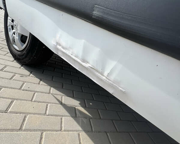 Белый Опель Movano, объемом двигателя 2.3 л и пробегом 240 тыс. км за 11500 $, фото 5 на Automoto.ua