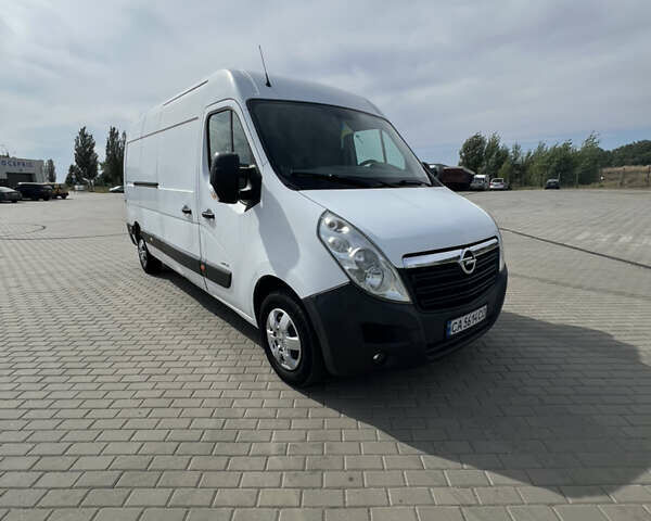 Белый Опель Movano, объемом двигателя 2.3 л и пробегом 240 тыс. км за 11500 $, фото 1 на Automoto.ua