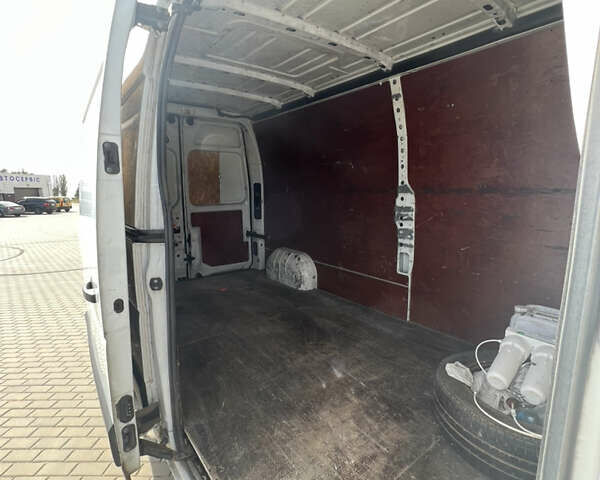 Белый Опель Movano, объемом двигателя 2.3 л и пробегом 240 тыс. км за 11500 $, фото 7 на Automoto.ua