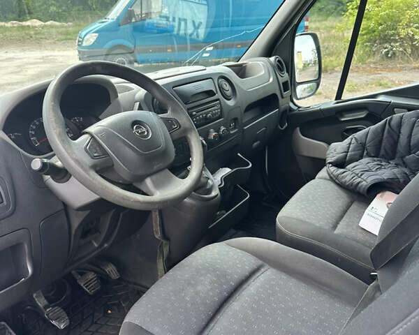 Білий Опель Movano, об'ємом двигуна 2.3 л та пробігом 315 тис. км за 9600 $, фото 7 на Automoto.ua