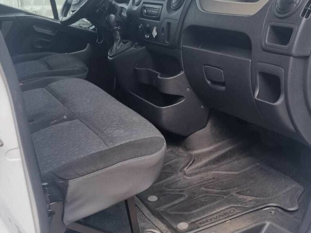 Белый Опель Movano, объемом двигателя 2.3 л и пробегом 392 тыс. км за 13100 $, фото 11 на Automoto.ua