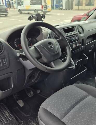 Белый Опель Movano, объемом двигателя 2.3 л и пробегом 275 тыс. км за 15500 $, фото 17 на Automoto.ua