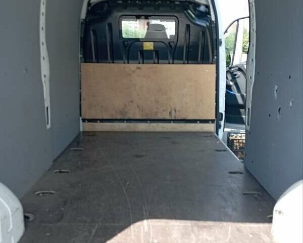 Білий Опель Movano, об'ємом двигуна 2.3 л та пробігом 260 тис. км за 13500 $, фото 12 на Automoto.ua