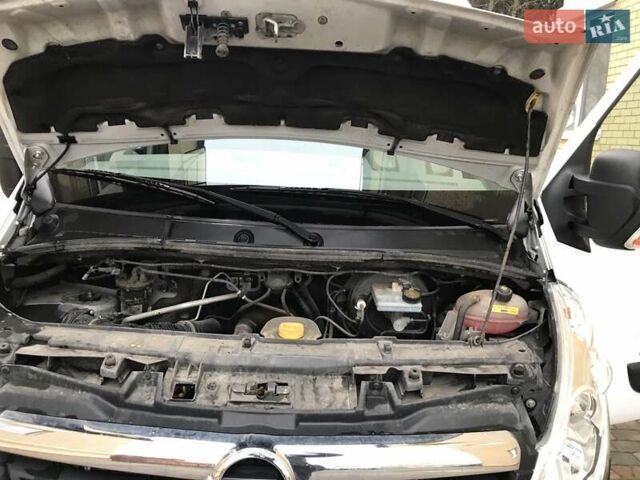 Білий Опель Movano, об'ємом двигуна 2.3 л та пробігом 247 тис. км за 14000 $, фото 18 на Automoto.ua