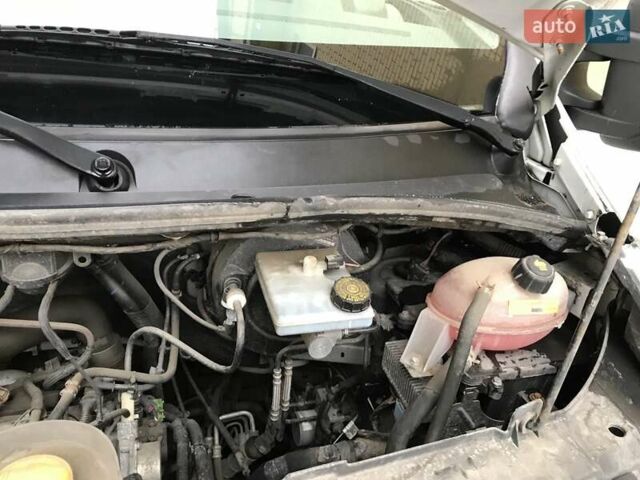 Білий Опель Movano, об'ємом двигуна 2.3 л та пробігом 247 тис. км за 14000 $, фото 20 на Automoto.ua