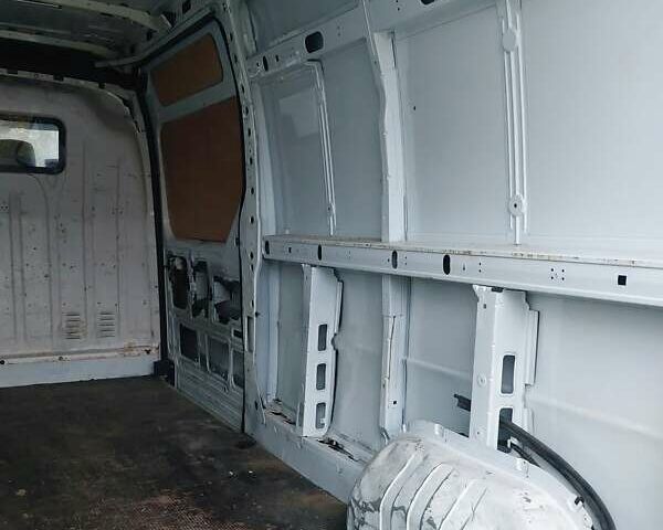 Белый Опель Movano, объемом двигателя 0 л и пробегом 188 тыс. км за 12500 $, фото 13 на Automoto.ua