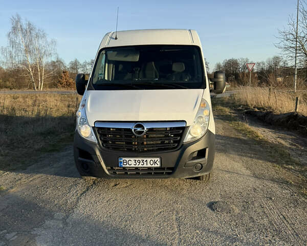 Белый Опель Movano, объемом двигателя 2.3 л и пробегом 289 тыс. км за 15900 $, фото 2 на Automoto.ua