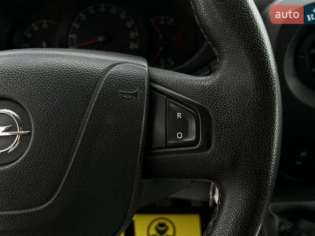 Белый Опель Movano, объемом двигателя 2.3 л и пробегом 214 тыс. км за 13900 $, фото 16 на Automoto.ua