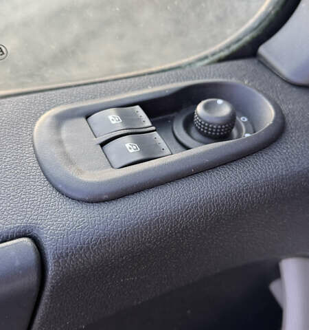 Белый Опель Movano, объемом двигателя 2.3 л и пробегом 340 тыс. км за 22499 $, фото 10 на Automoto.ua