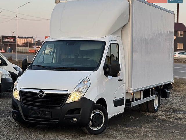 Белый Опель Movano, объемом двигателя 2.3 л и пробегом 340 тыс. км за 22499 $, фото 1 на Automoto.ua