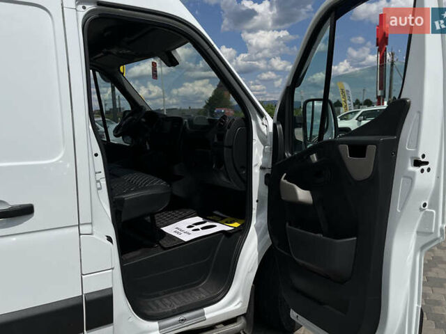 Белый Опель Movano, объемом двигателя 2.3 л и пробегом 214 тыс. км за 13900 $, фото 9 на Automoto.ua