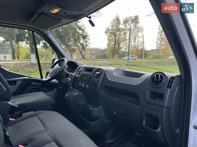 Белый Опель Movano, объемом двигателя 2.3 л и пробегом 284 тыс. км за 15700 $, фото 10 на Automoto.ua