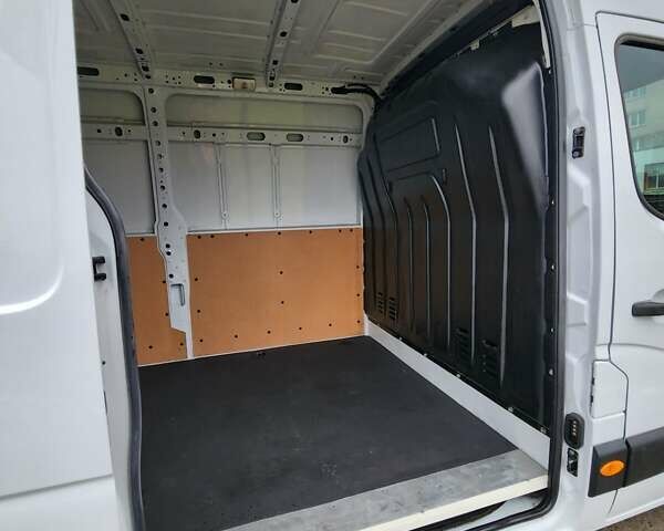 Белый Опель Movano, объемом двигателя 2.3 л и пробегом 224 тыс. км за 16500 $, фото 12 на Automoto.ua