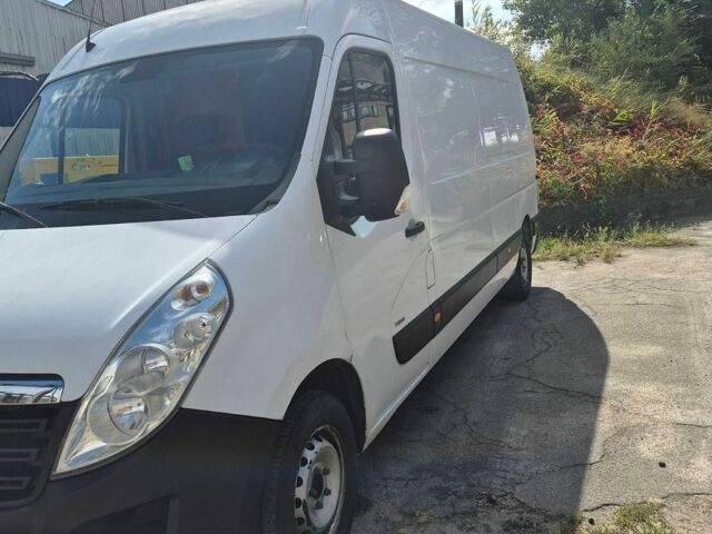 Белый Опель Movano, объемом двигателя 2.3 л и пробегом 241 тыс. км за 15900 $, фото 2 на Automoto.ua