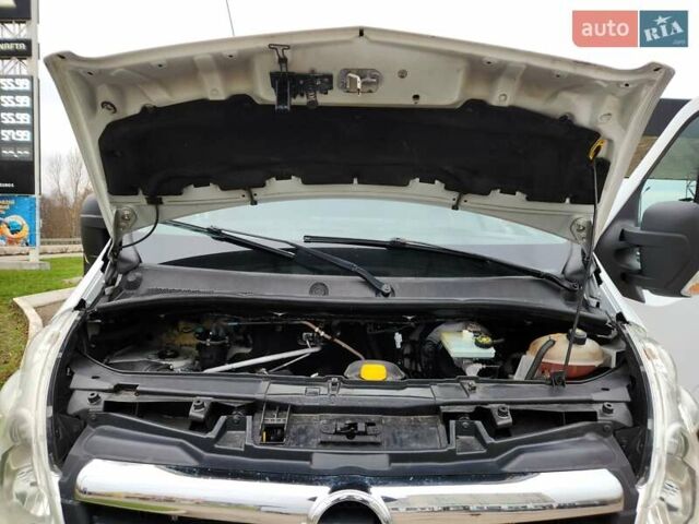 Белый Опель Movano, объемом двигателя 2.3 л и пробегом 224 тыс. км за 16500 $, фото 27 на Automoto.ua