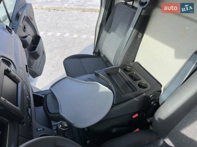 Белый Опель Movano, объемом двигателя 2.3 л и пробегом 246 тыс. км за 19888 $, фото 21 на Automoto.ua