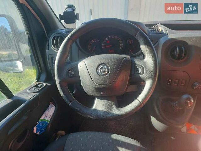 Білий Опель Movano, об'ємом двигуна 2.3 л та пробігом 137 тис. км за 16500 $, фото 18 на Automoto.ua