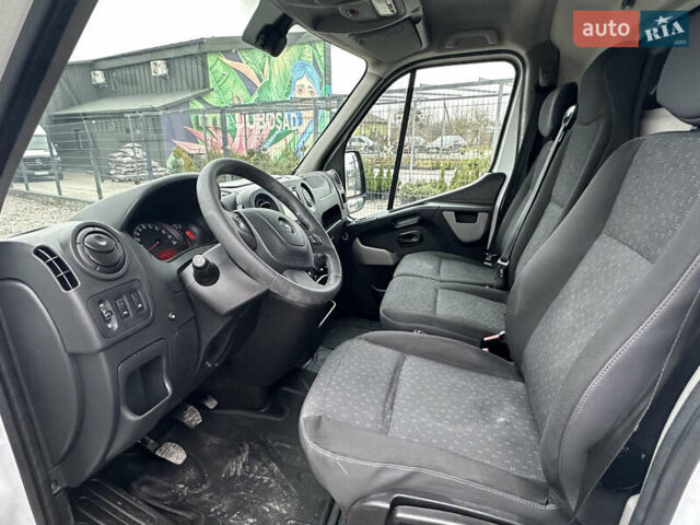 Білий Опель Movano, об'ємом двигуна 2.3 л та пробігом 274 тис. км за 17800 $, фото 16 на Automoto.ua