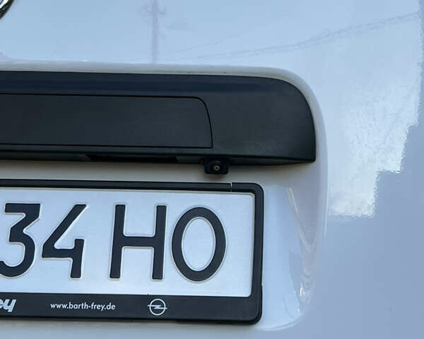 Белый Опель Movano, объемом двигателя 2.3 л и пробегом 143 тыс. км за 16699 $, фото 16 на Automoto.ua