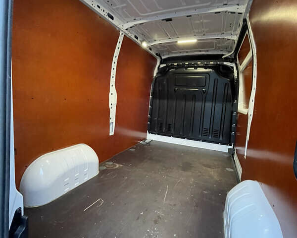 Білий Опель Movano, об'ємом двигуна 2.3 л та пробігом 217 тис. км за 18000 $, фото 22 на Automoto.ua