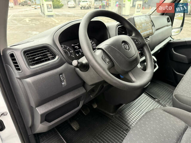 Білий Опель Movano, об'ємом двигуна 0 л та пробігом 156 тис. км за 17400 $, фото 50 на Automoto.ua