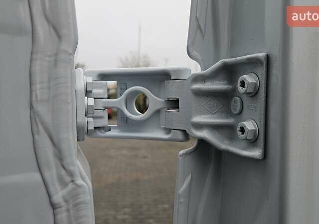 Білий Опель Movano, об'ємом двигуна 2.3 л та пробігом 173 тис. км за 22550 $, фото 26 на Automoto.ua