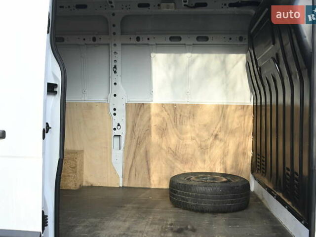 Білий Опель Movano, об'ємом двигуна 2.3 л та пробігом 283 тис. км за 16900 $, фото 35 на Automoto.ua