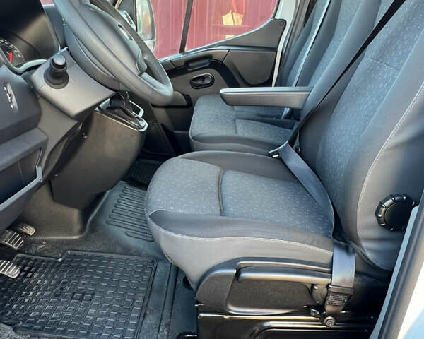 Белый Опель Movano, объемом двигателя 2.3 л и пробегом 143 тыс. км за 16699 $, фото 23 на Automoto.ua