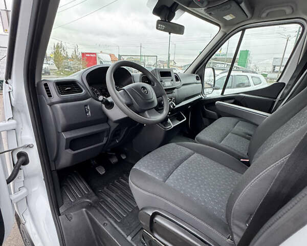 Білий Опель Movano, об'ємом двигуна 2.3 л та пробігом 123 тис. км за 22500 $, фото 10 на Automoto.ua