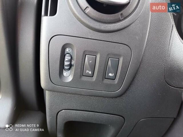 Белый Опель Movano, объемом двигателя 2.3 л и пробегом 203 тыс. км за 17950 $, фото 33 на Automoto.ua