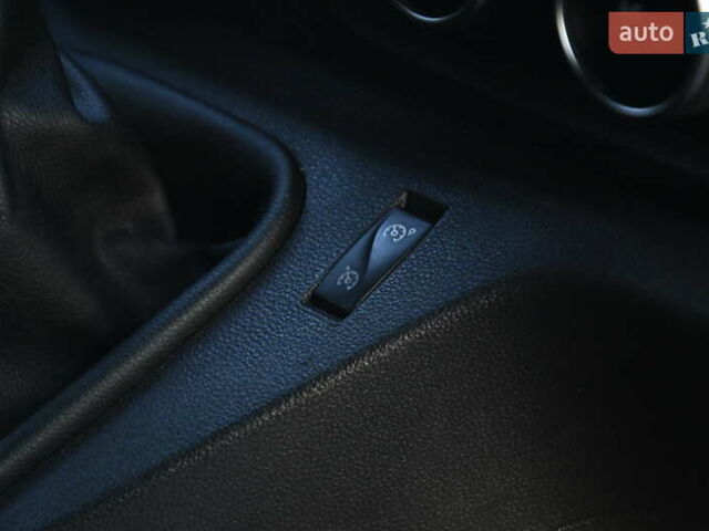 Белый Опель Movano, объемом двигателя 2.3 л и пробегом 283 тыс. км за 16700 $, фото 40 на Automoto.ua