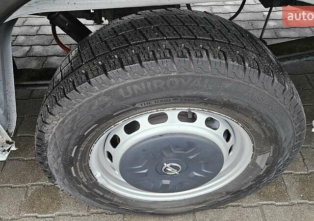 Білий Опель Movano, об'ємом двигуна 2.3 л та пробігом 173 тис. км за 22550 $, фото 30 на Automoto.ua