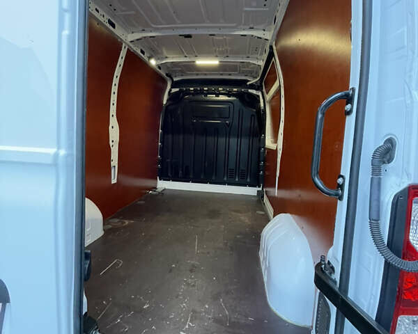 Білий Опель Movano, об'ємом двигуна 2.3 л та пробігом 217 тис. км за 18000 $, фото 25 на Automoto.ua