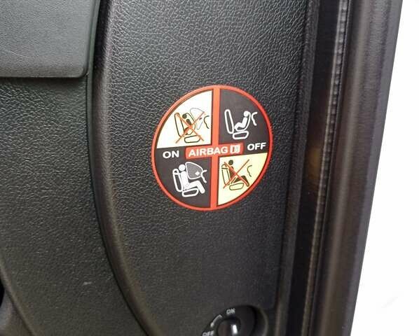 Белый Опель Movano, объемом двигателя 2.3 л и пробегом 203 тыс. км за 17950 $, фото 24 на Automoto.ua