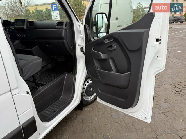 Білий Опель Movano, об'ємом двигуна 0 л та пробігом 156 тис. км за 17400 $, фото 58 на Automoto.ua