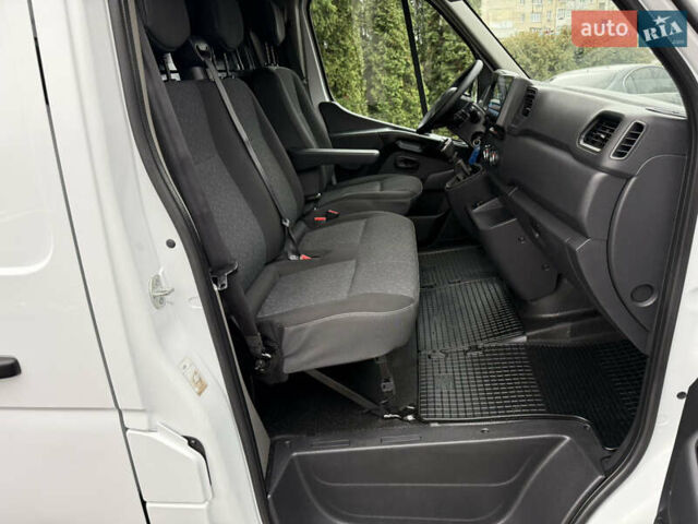 Білий Опель Movano, об'ємом двигуна 0 л та пробігом 156 тис. км за 17400 $, фото 63 на Automoto.ua