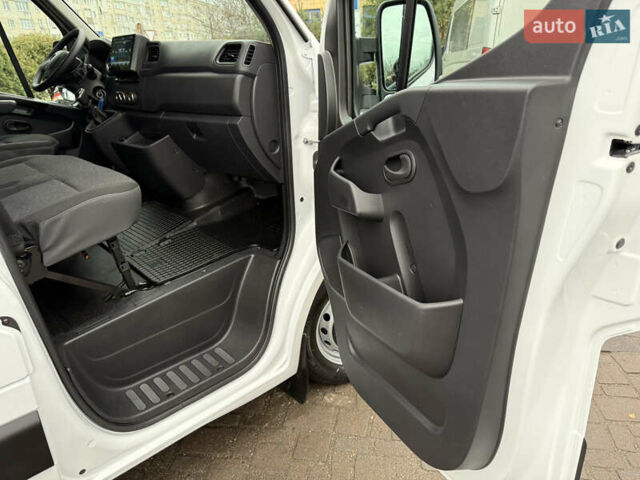 Білий Опель Movano, об'ємом двигуна 0 л та пробігом 156 тис. км за 17400 $, фото 60 на Automoto.ua