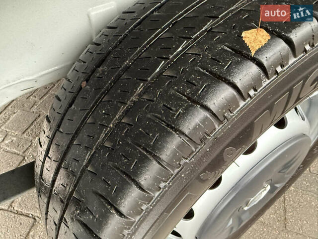 Білий Опель Movano, об'ємом двигуна 0 л та пробігом 156 тис. км за 17400 $, фото 37 на Automoto.ua