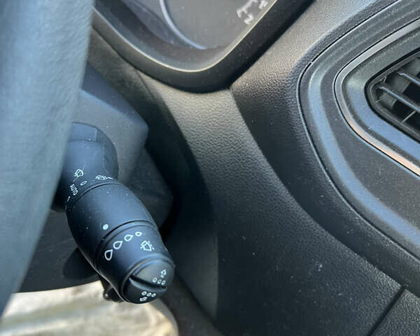 Белый Опель Movano, объемом двигателя 2.3 л и пробегом 143 тыс. км за 16699 $, фото 51 на Automoto.ua