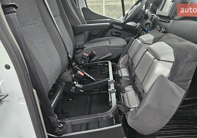 Білий Опель Movano, об'ємом двигуна 2.3 л та пробігом 173 тис. км за 22550 $, фото 44 на Automoto.ua