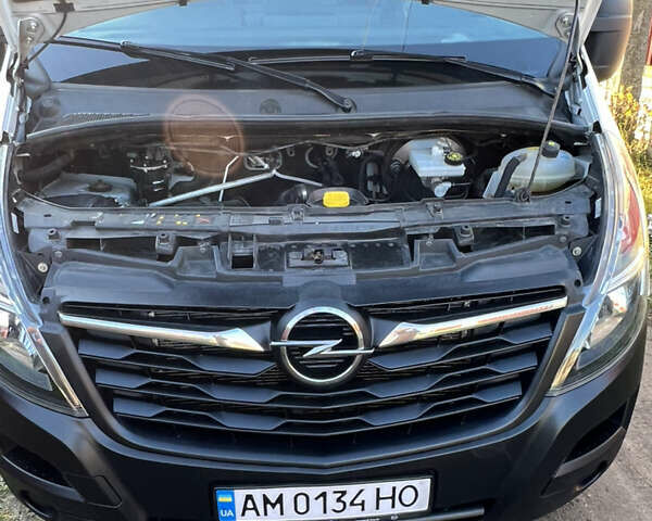 Белый Опель Movano, объемом двигателя 2.3 л и пробегом 143 тыс. км за 16699 $, фото 37 на Automoto.ua