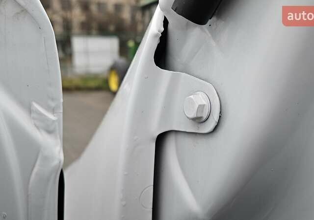 Білий Опель Movano, об'ємом двигуна 2.3 л та пробігом 173 тис. км за 22550 $, фото 37 на Automoto.ua