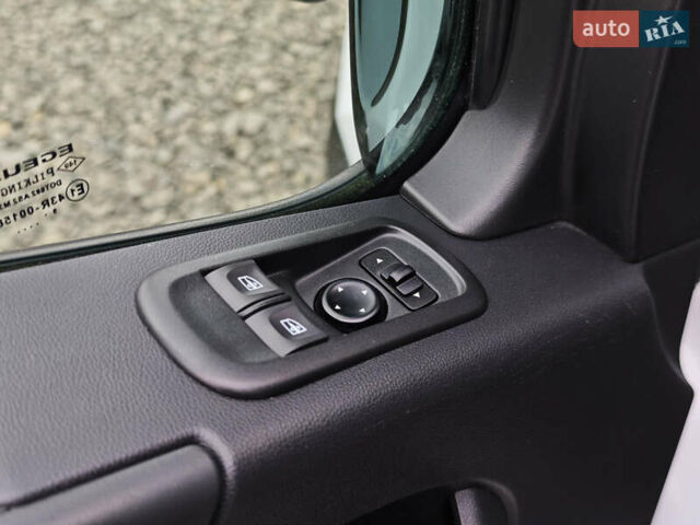 Белый Опель Movano, объемом двигателя 2.3 л и пробегом 146 тыс. км за 17999 $, фото 20 на Automoto.ua